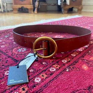 NWT Aritzia Auxiliary Belt